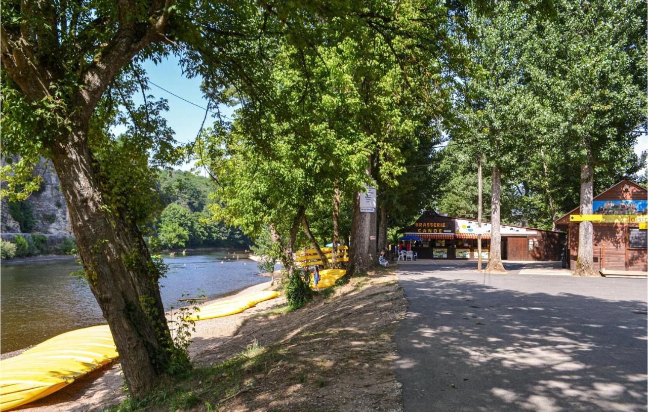 2 Bedroom Nice Home In Vitrac Витрак Экстерьер фото